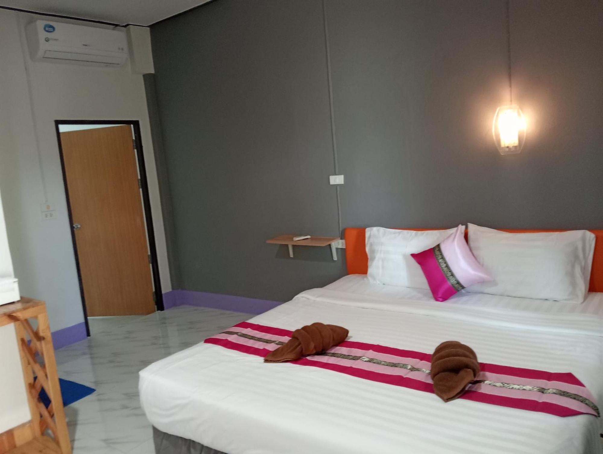 Lanta Beautiful Beach House Ко-Ланта Номер фото
